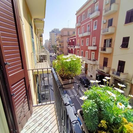 Sonnino Suite Jacuzzi Apartment Bari Extérieur photo